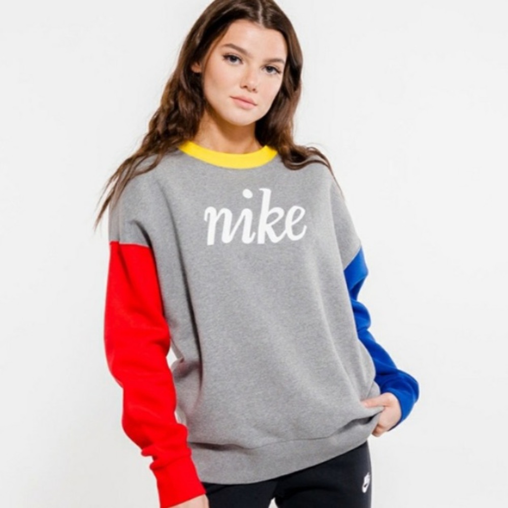 Nike sweatshirt